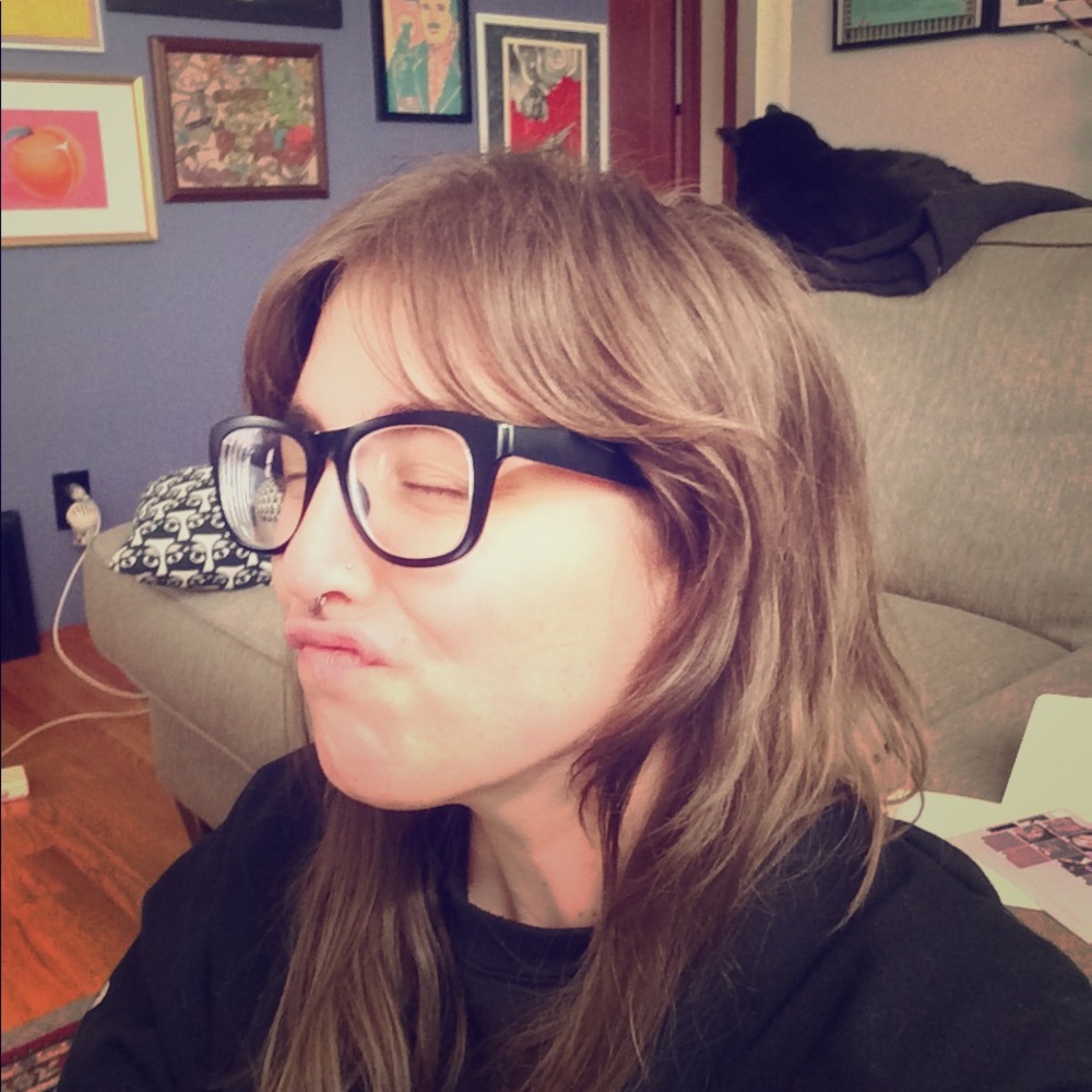 Meet your Posher, Emma